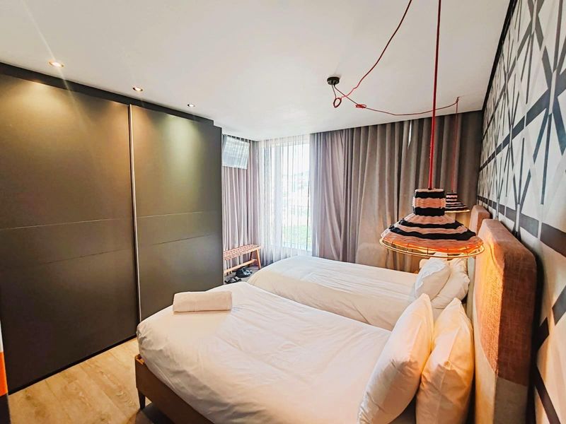 Furnished Apartment For Sale in Woodstock, Cape Town - Photo 10