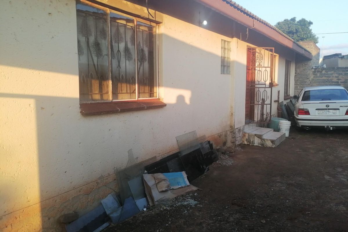 House For Sale in Tembisa Central, Tembisa - Photo 4