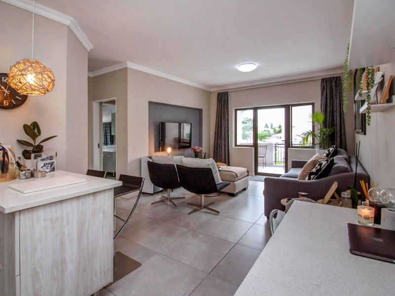Priced to Sell 2-Bed 2-Bath Apartment - Photo 6