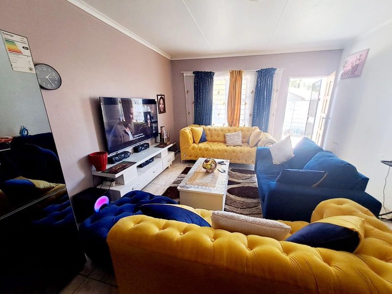 Multi-Tenanted House For Sale in Noordwyk, Midrand - Photo 6