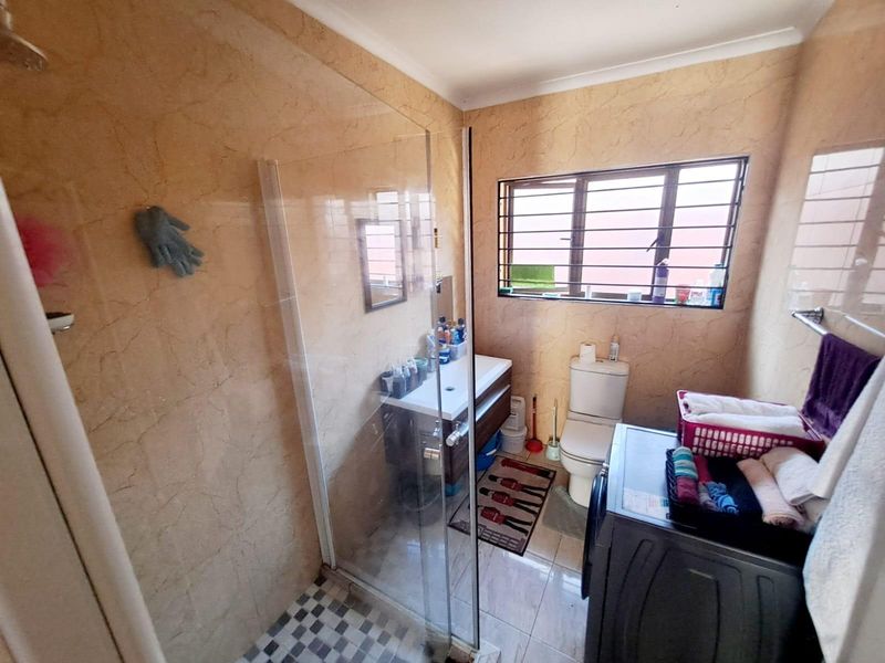 Multi-Tenanted House For Sale in Noordwyk, Midrand - Photo 4