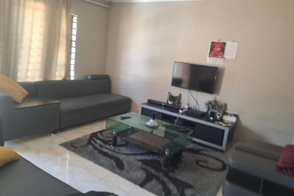Multi-Tenanted House For Sale in Noordwyk, Midrand - Photo 3