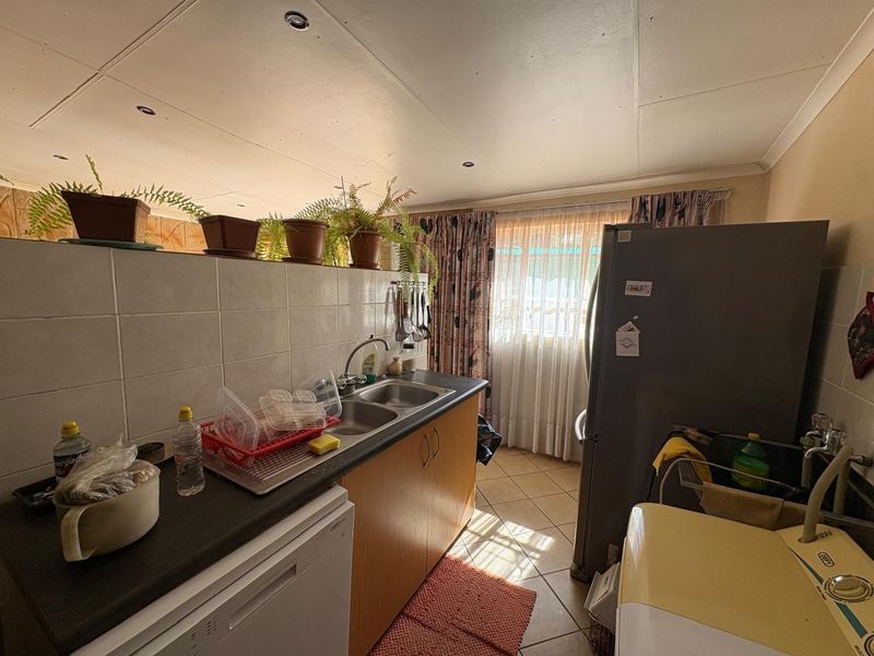 Beautiful Home and/or Student Accommodation in Sunnyridge - Photo 9