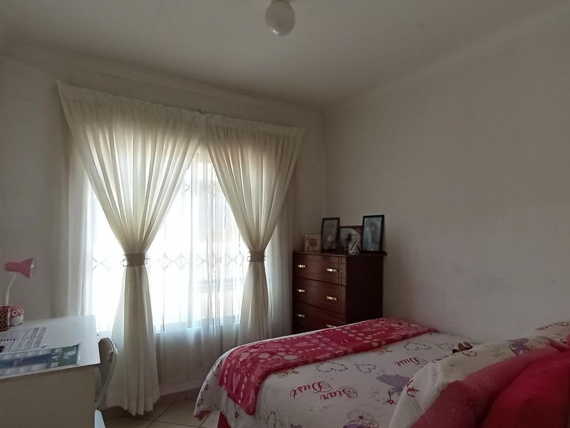 House For Sale in Vanderbijlpark - Photo 9