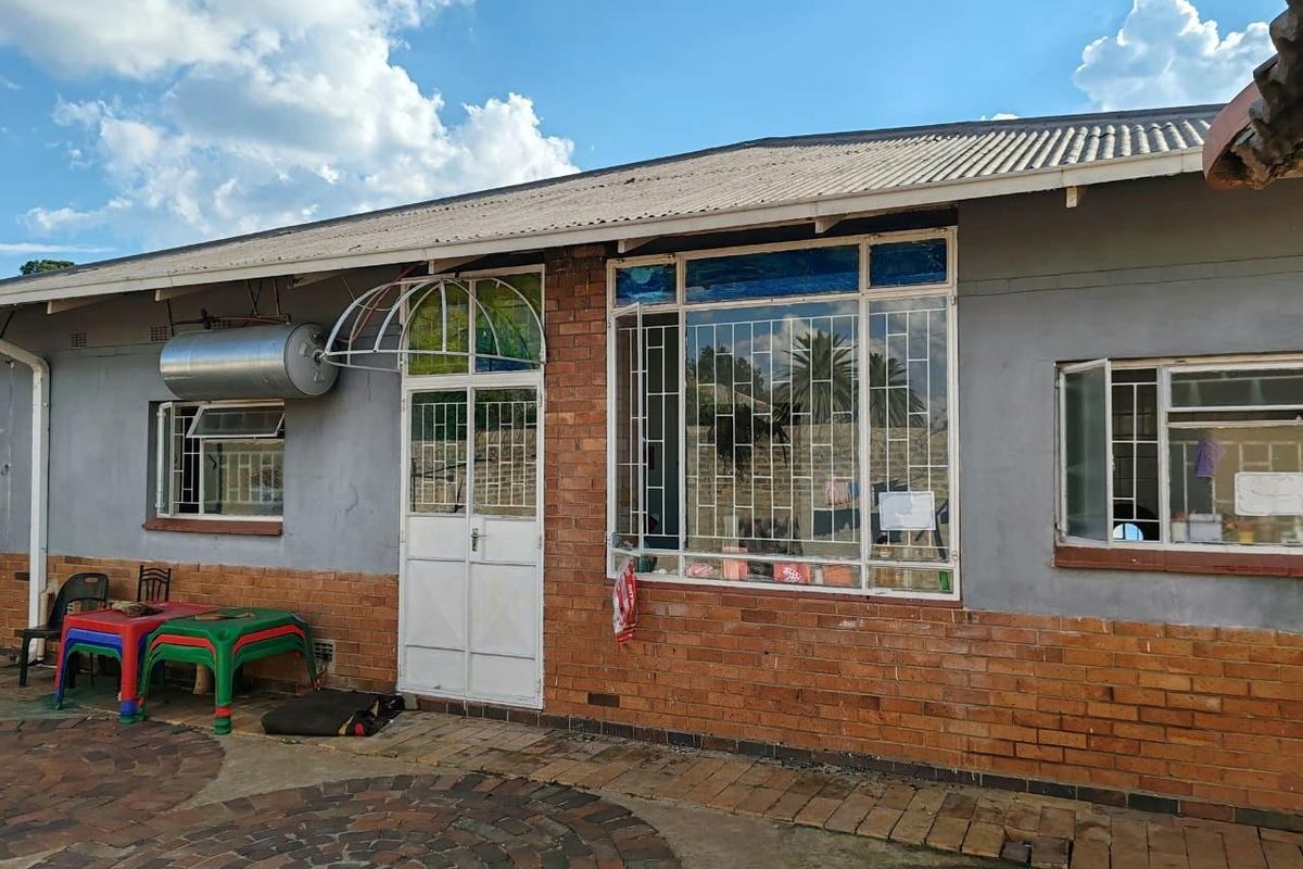 House For Sale in Vereeniging Central, Vereeniging - Photo 3