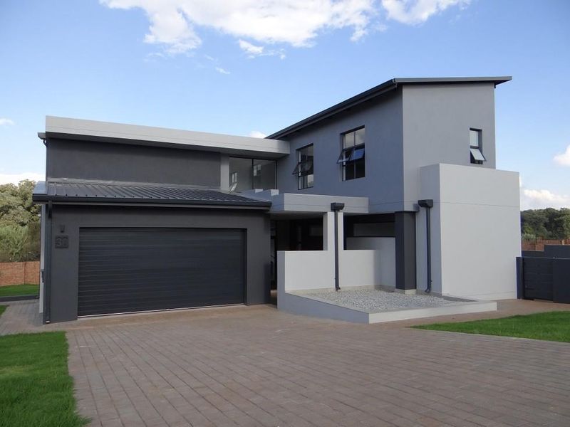 5 Bedroom House For Sale in Fountainbrook Estate, Midstream Estate, Centurion - Photo 5