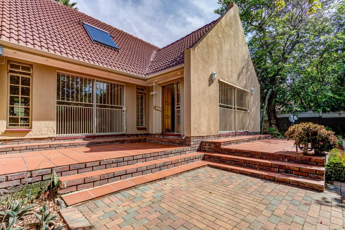 House For Sale in Glen Marais, Kempton Park - Photo 5