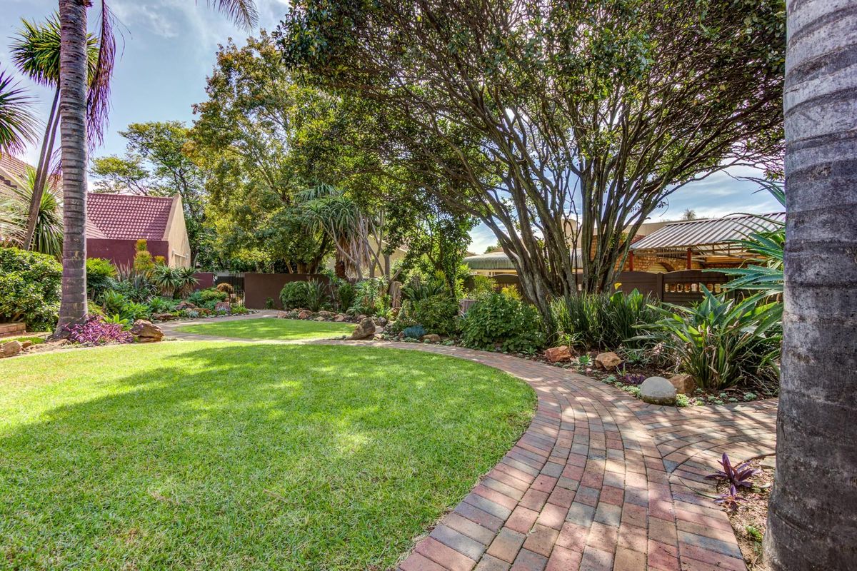 House For Sale in Glen Marais, Kempton Park - Photo 3