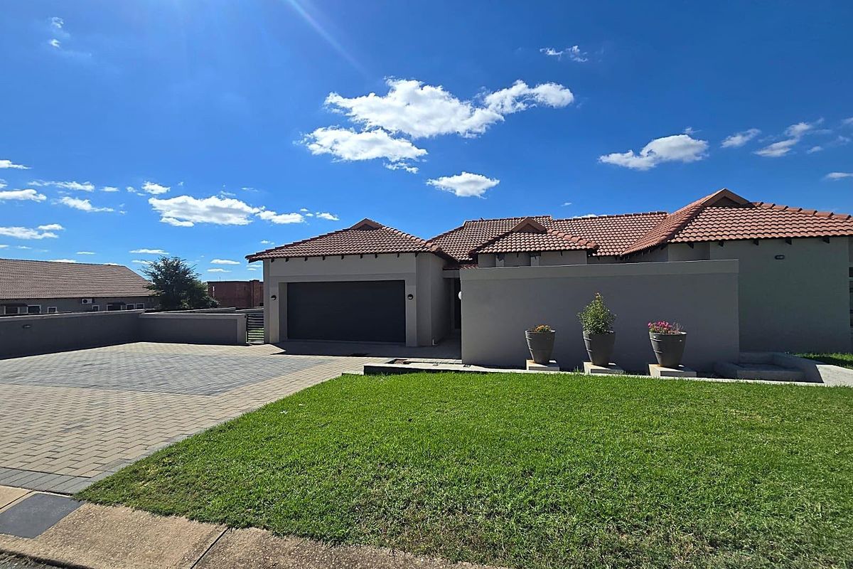 EXP Realty presents this exceptional family residence situated in the sought-after Pebble Rock Golf - Photo 4