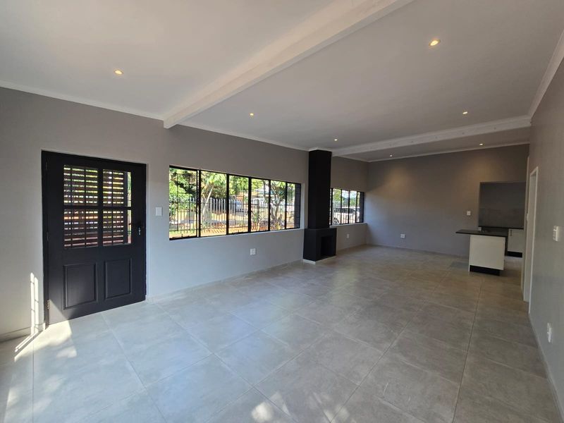 House For Sale in Sinoville, Pretoria - Photo 7