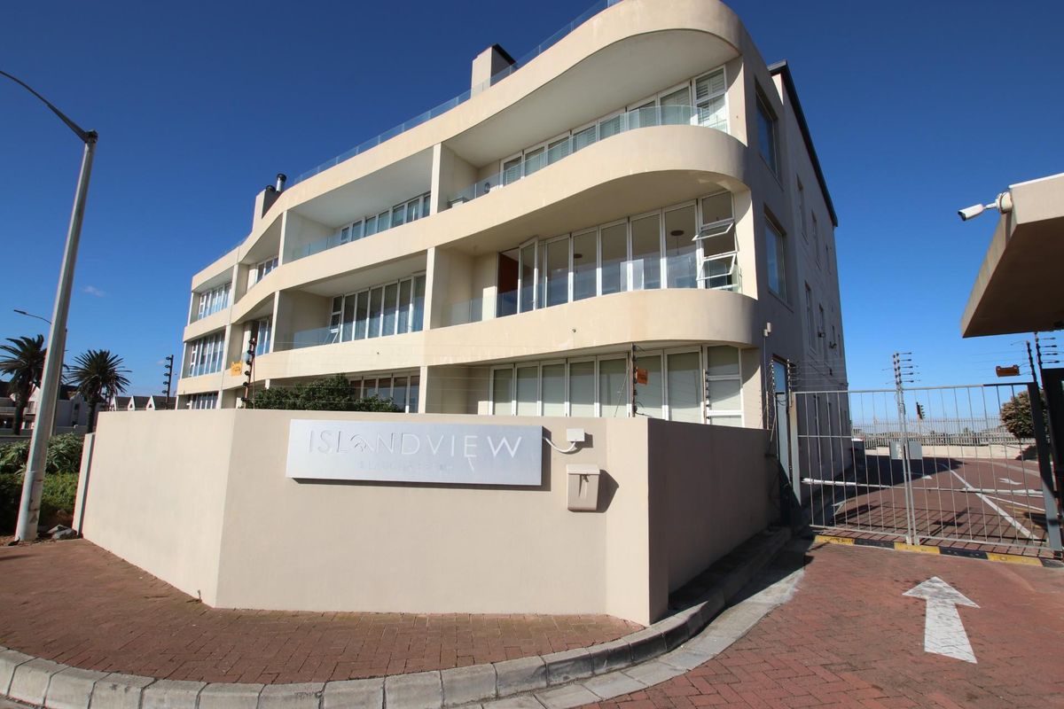 Apartment To Rent in Lagoon Beach, Milnerton - Photo 2