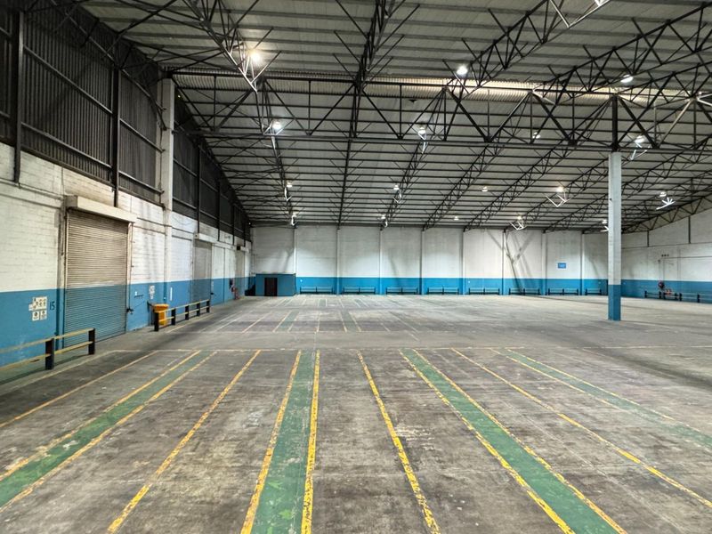 2,530 m2 Industrial Warehouse To Let | Killarney Gardens | Large Yard Component - Photo 5