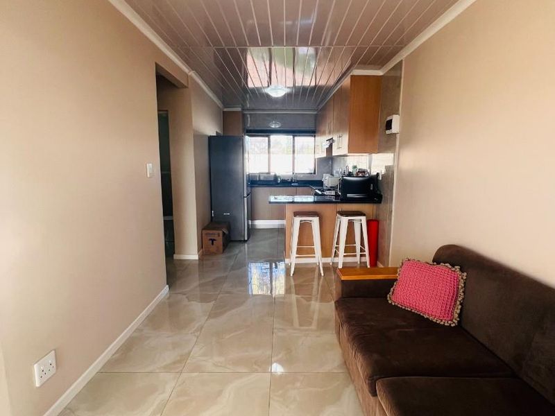 Apartment To Rent in Panorama, Parow - Photo 5