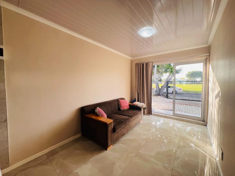 Apartment To Rent in Panorama, Parow - Photo 3