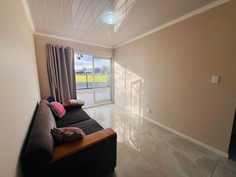 Apartment To Rent in Panorama, Parow - Photo 4