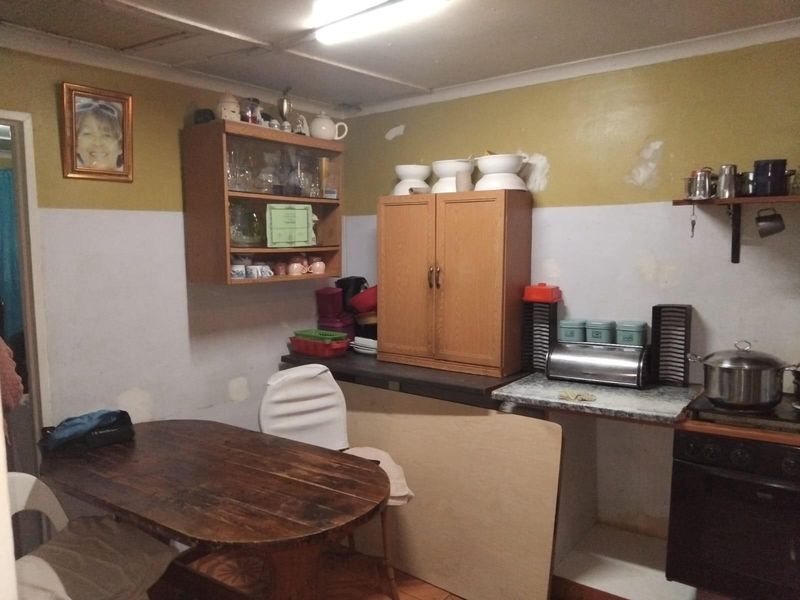 3 Bedroom House For Sale in Tafelsig ( Cash only ) - Photo 7