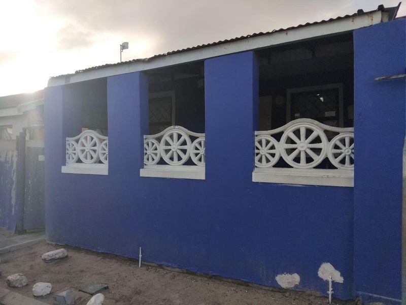 3 Bedroom House For Sale in Tafelsig ( Cash only ) - Photo 1