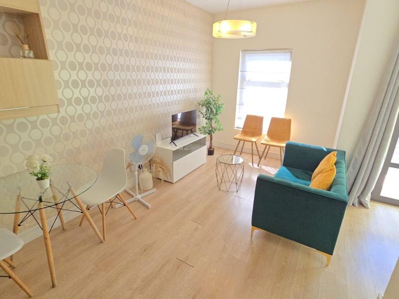Furnished 1 Bed apartment in Rivonia Sandton - Photo 2