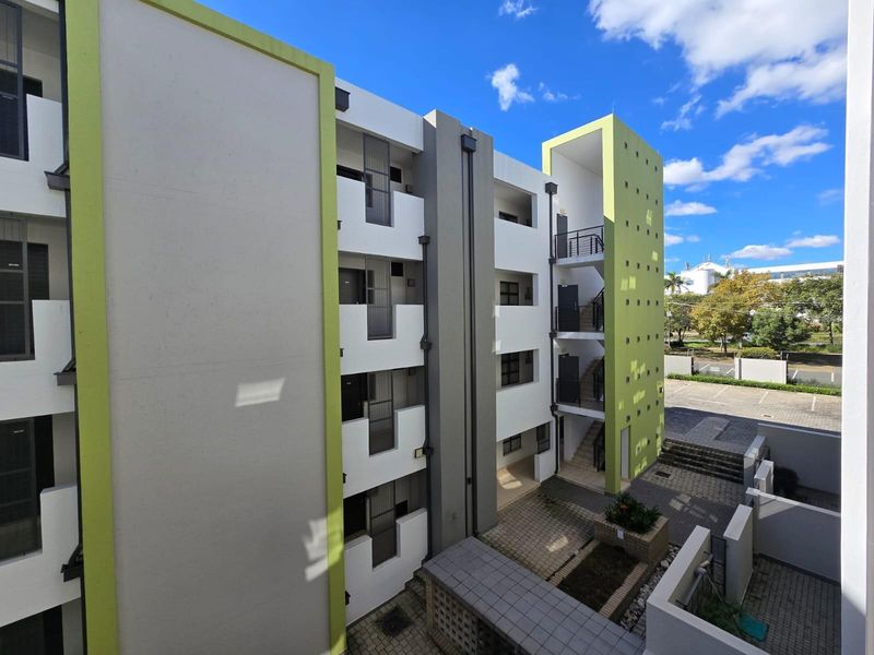 Furnished 1 Bed apartment in Rivonia Sandton - Photo 3