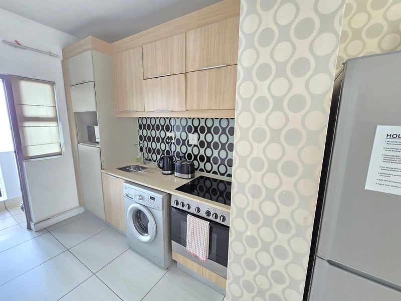 Furnished 1 Bed apartment in Rivonia Sandton - Photo 5