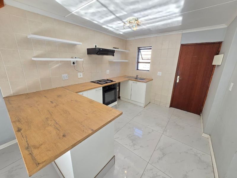 2 Bed 2 Bath Loft Apartment in Craigavon - Photo 6