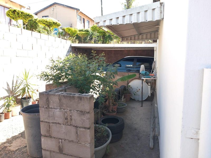 Four Bedroom House For Sale in Bonela, Durban, KwaZulu Natal - Photo 9
