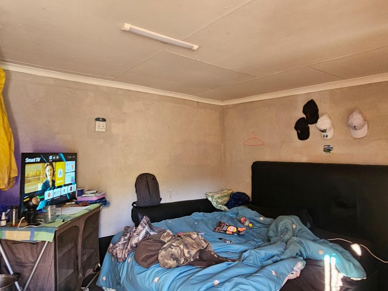 7 Bedroom House For Sale in Barberton - Photo 10
