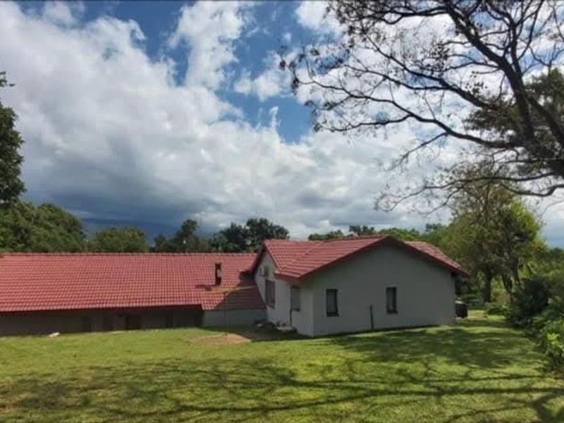 7 Bedroom House For Sale in Barberton - Photo 4