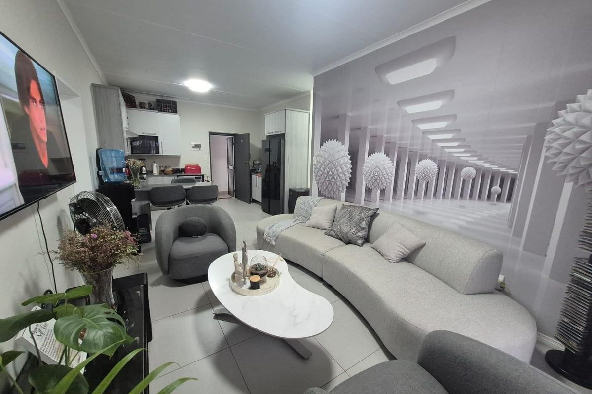 Apartment To Rent in Carlswald, Midrand - Photo 4