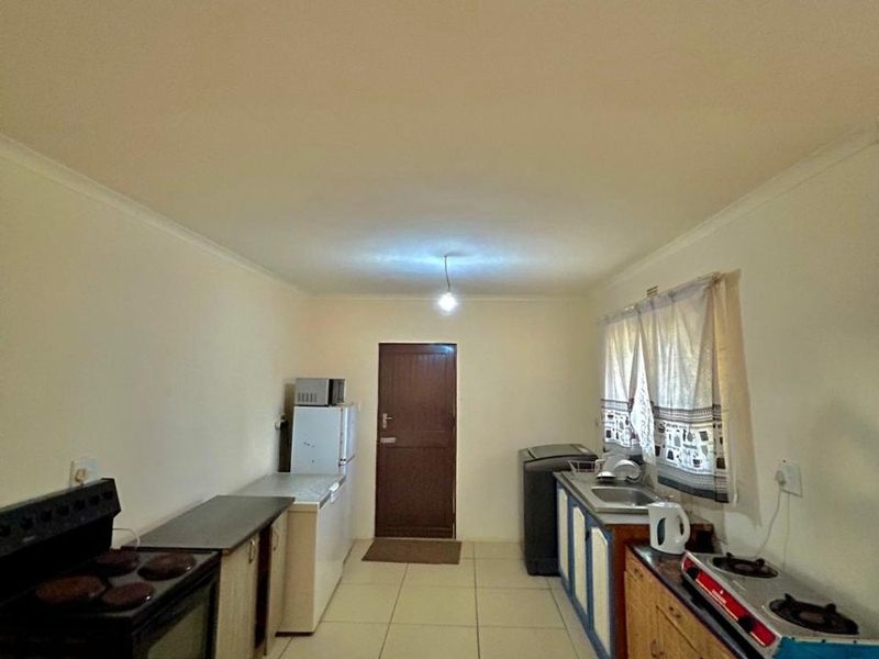 Escape the City - Spacious Lifestyle Property with Agricultural Potential - Photo 10