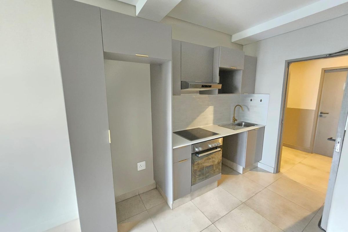 Studio Apartment to Rent in Sandton - Photo 2