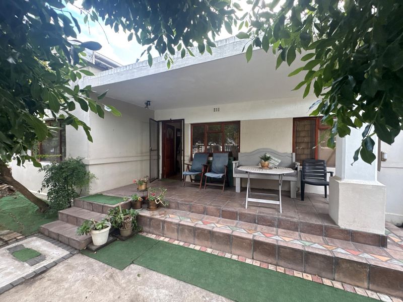 4 Bedroom House To Rent in Bella Vista Paarl - Photo 5