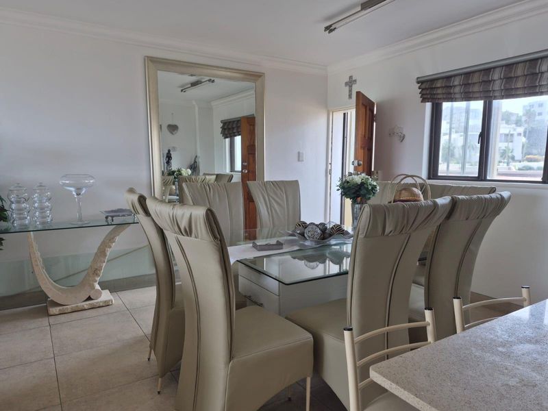 2 Bedropm Apartment for Sale in Umhlanga Rocks - Photo 7