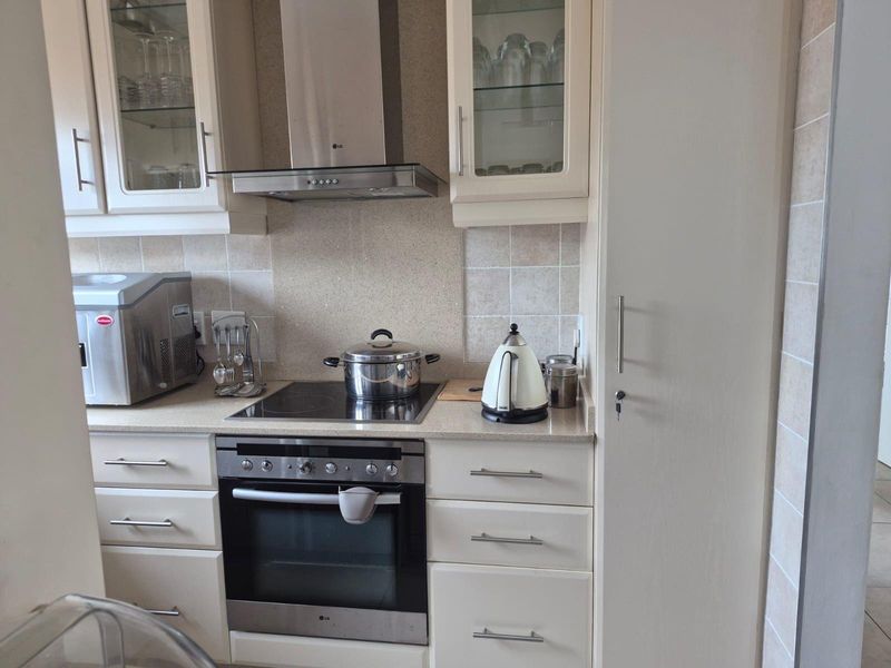 2 Bedropm Apartment for Sale in Umhlanga Rocks - Photo 6