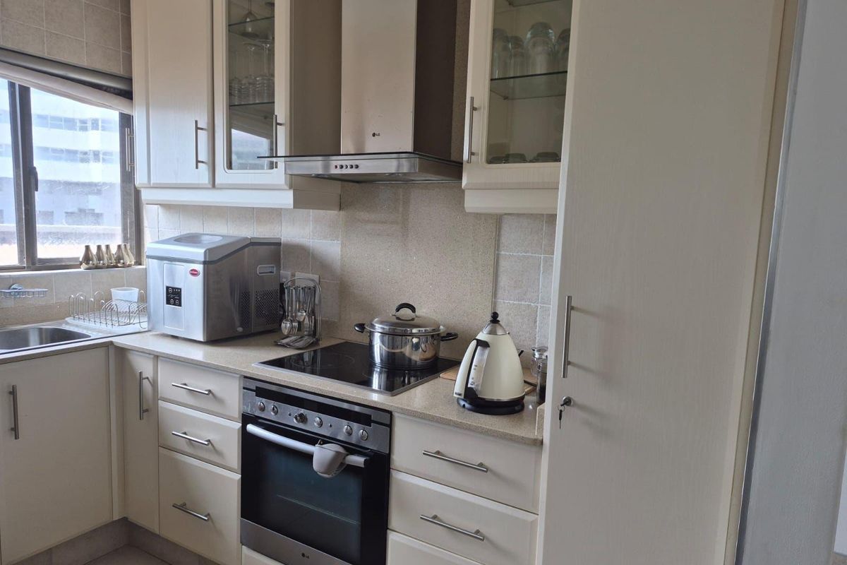 2 Bedropm Apartment for Sale in Umhlanga Rocks - Photo 4