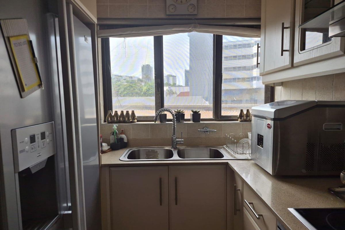 2 Bedropm Apartment for Sale in Umhlanga Rocks - Photo 5