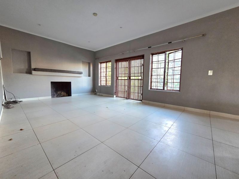 Family Haven with Sea Views - Photo 7