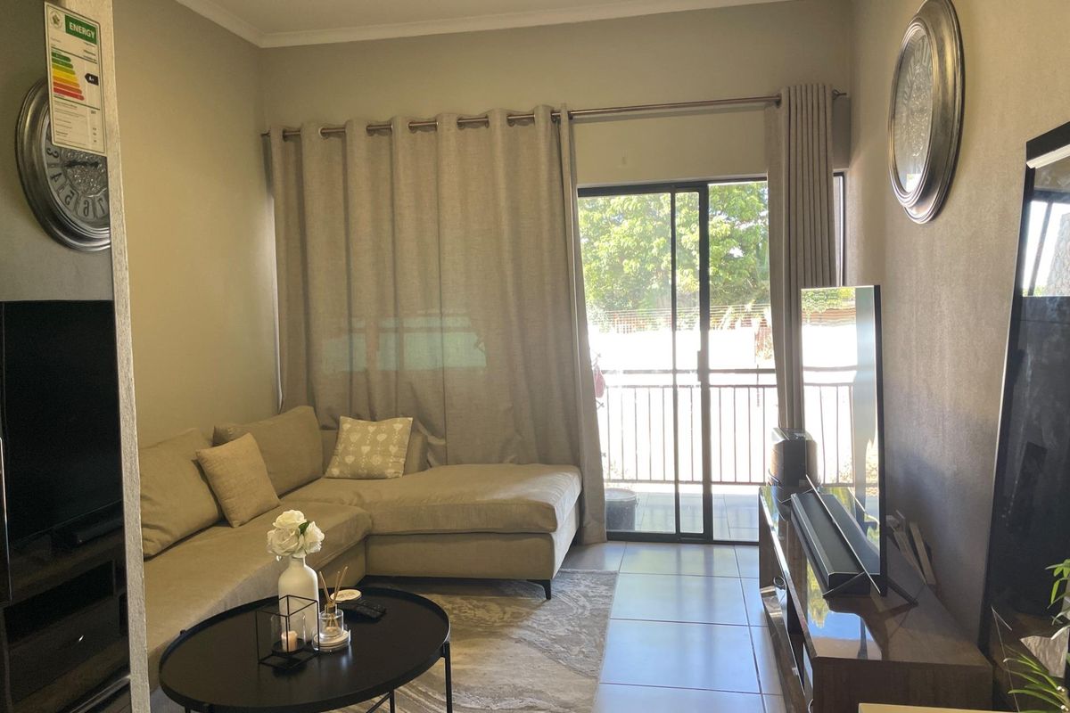 2 Bedroom Apartment To Rent in Glen Marais, Kempton Park - Photo 2