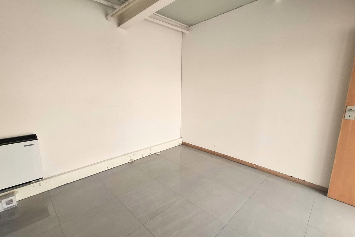 Office To Rent in Fairland, Randburg - Photo 5
