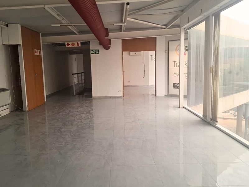 Office To Rent in Fairland, Randburg - Photo 2