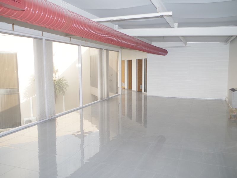 Office To Rent in Fairland, Randburg - Photo 2