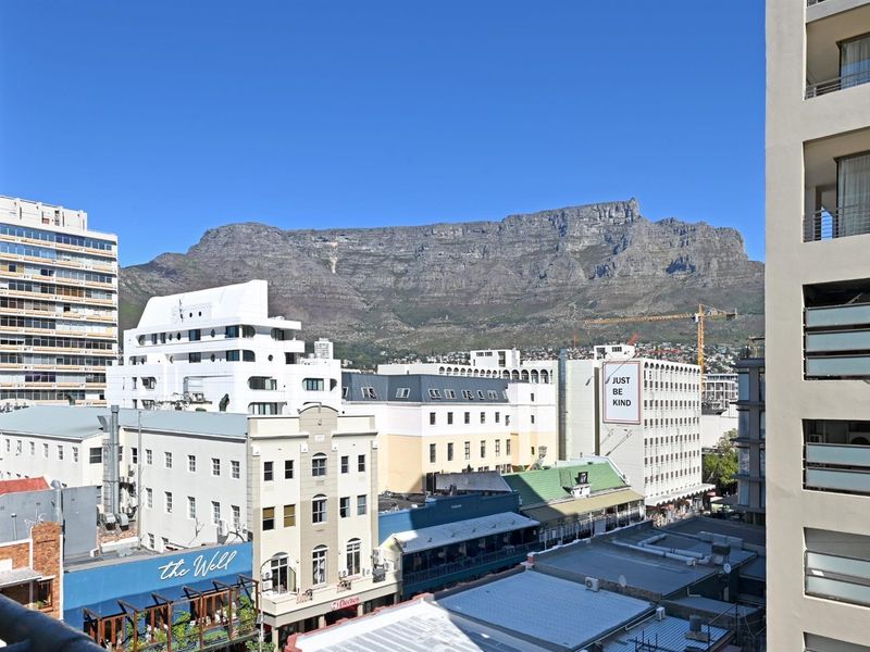 CONTEMPORARY FULLY FURNISHED LARGE 1 BED APARTMENT IN CAPE TOWN - Photo 2
