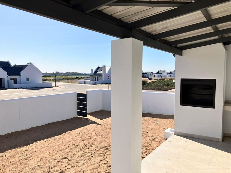 House For Sale in Laguna, Langebaan - Photo 3