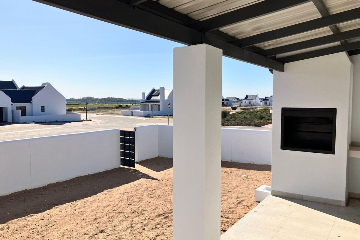 House For Sale in Laguna, Langebaan - Photo 3