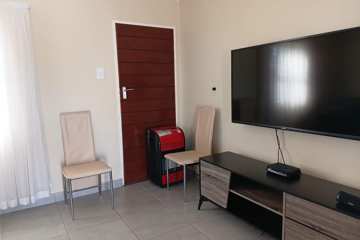 House For Sale in Mindalore, Krugersdorp - Photo 5