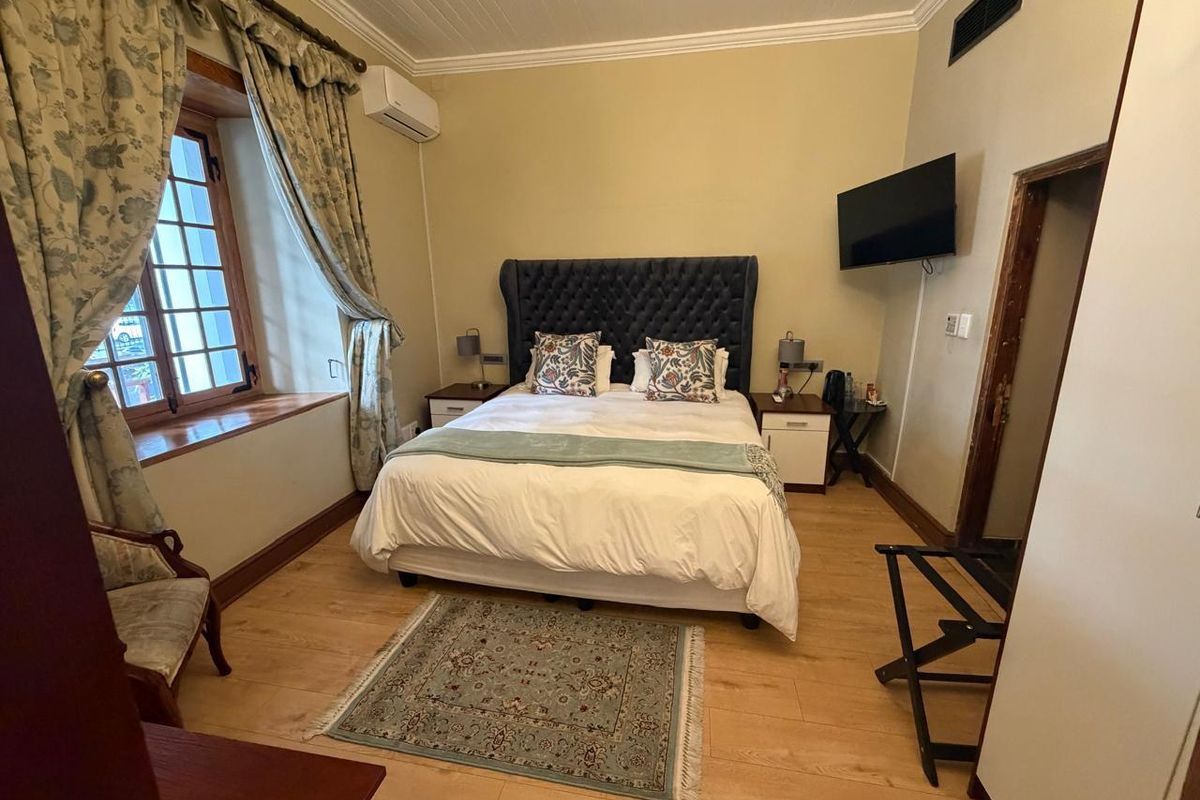 Hotel Building For Sale in Cape Town City Centre, Cape Town - Photo 5