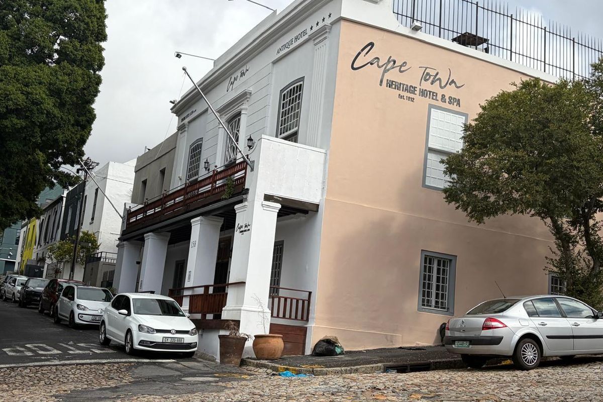 Hotel Building For Sale in Cape Town City Centre, Cape Town - Photo 4