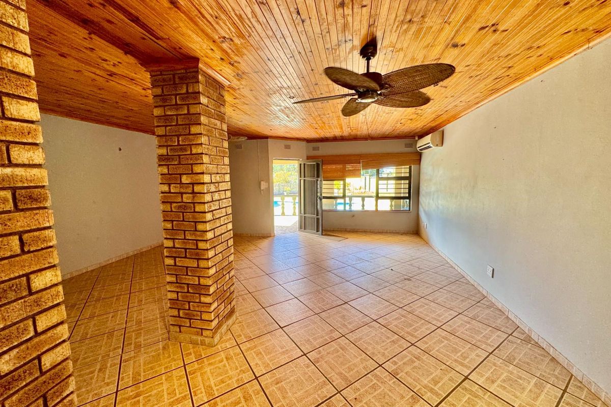 Spacious Entertainer’s Dream in Peaceful Pumula - Photo 5