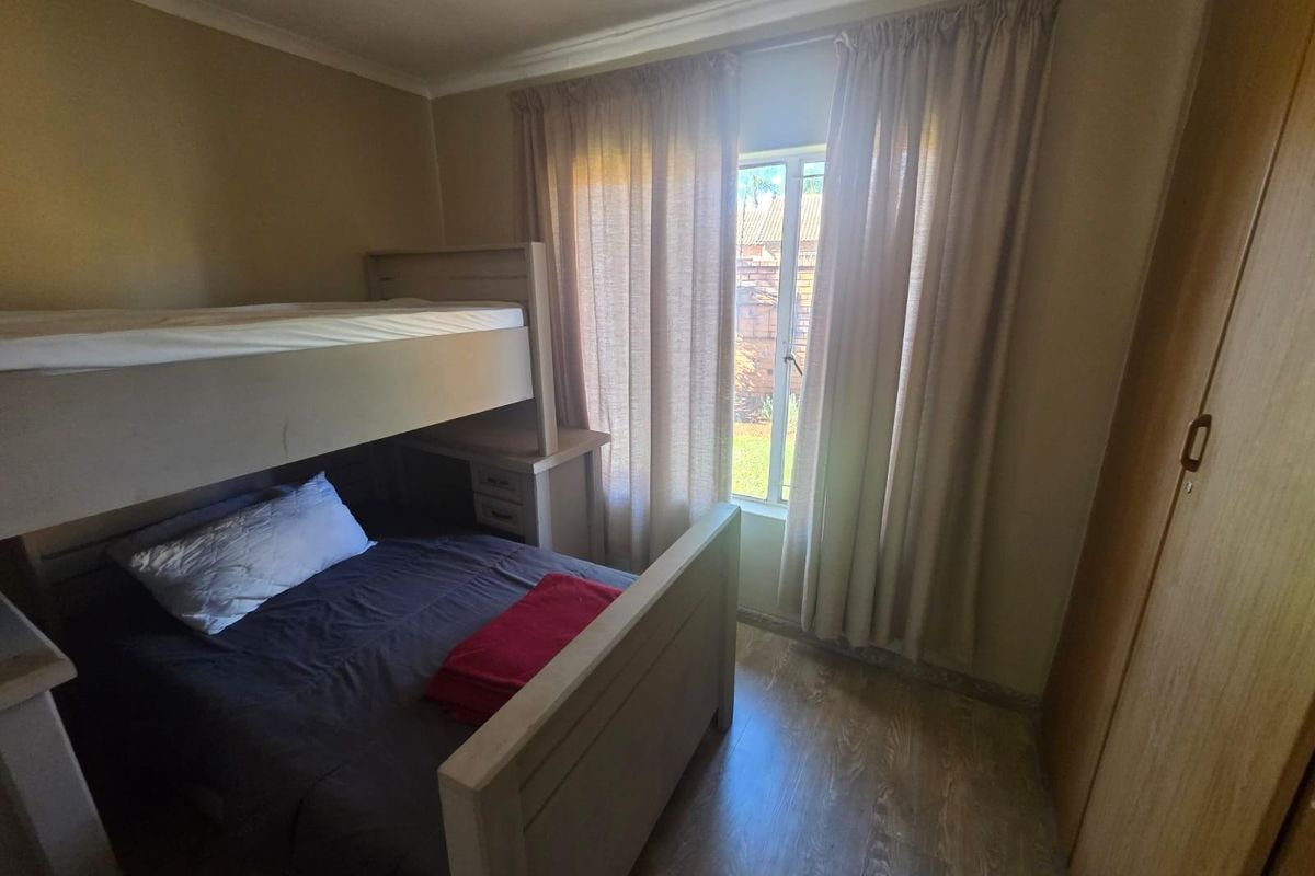 Beautiful Three-Bedroom Townhouse for Sale - Photo 5