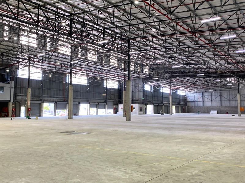 6,075m2 Warehouse To Let in Montague Gardens, Cape Town | Distribution and Logistics Facility - Photo 10